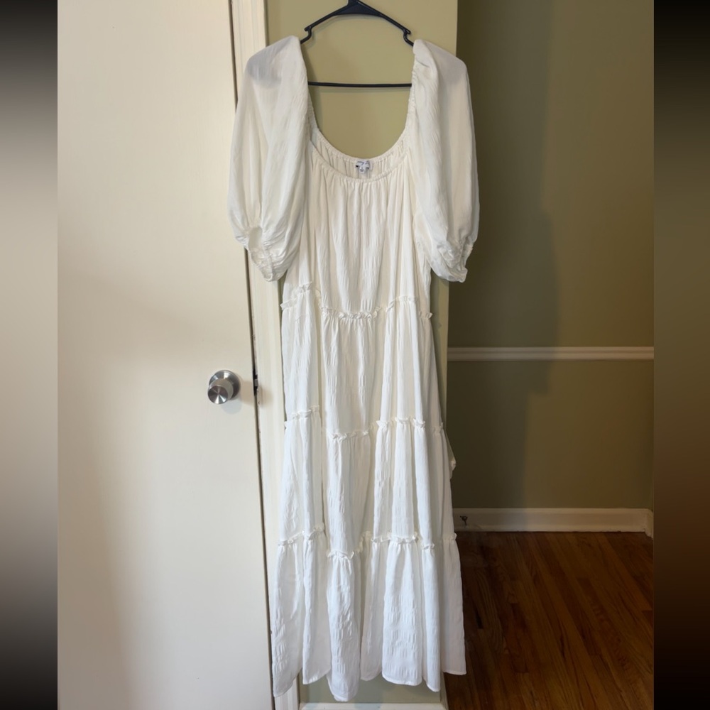 White flowy tiered puff sleeve maxi dress